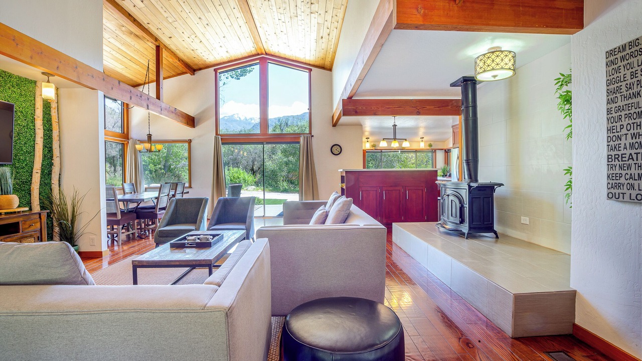 Photo of Bedroom in Three Rivers