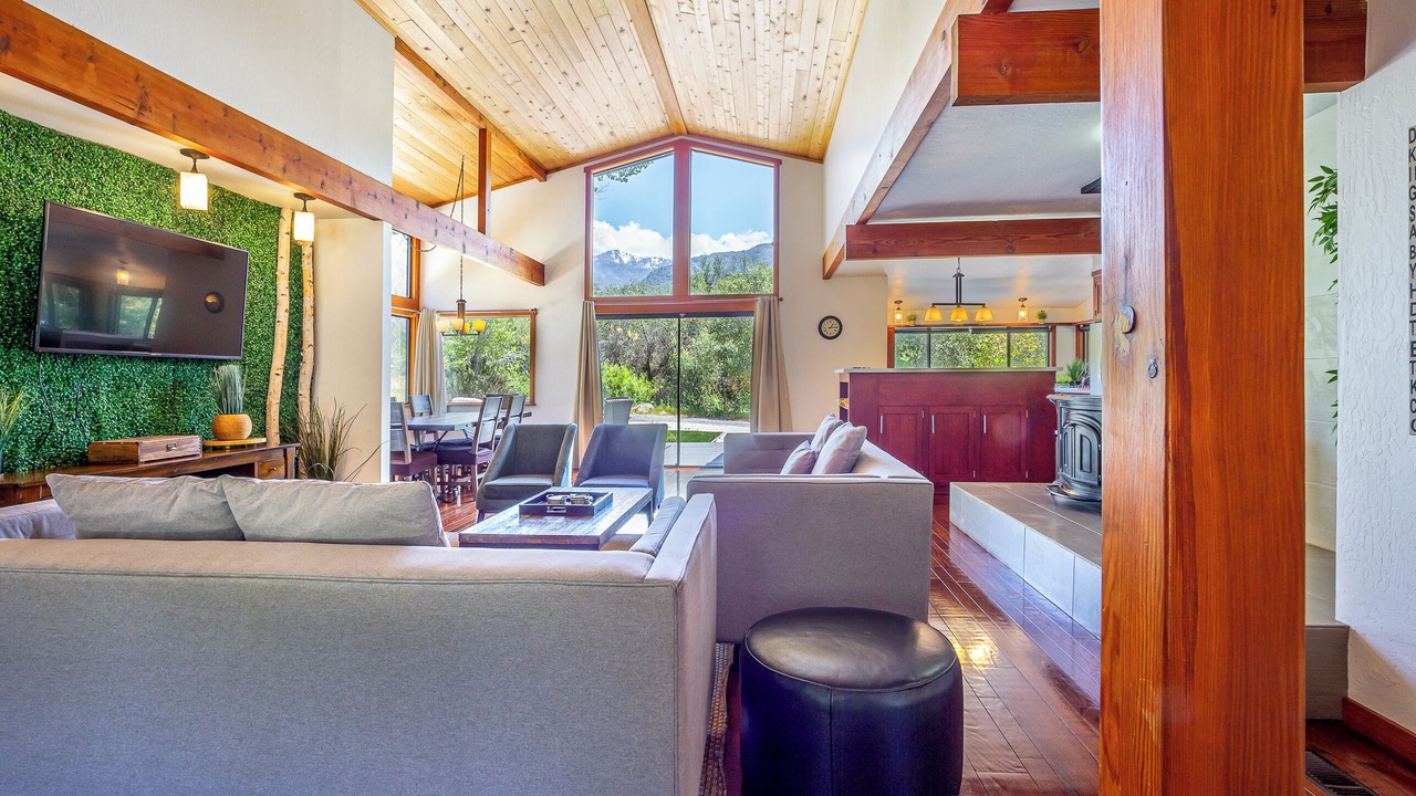 Photo of Bedroom in Three Rivers