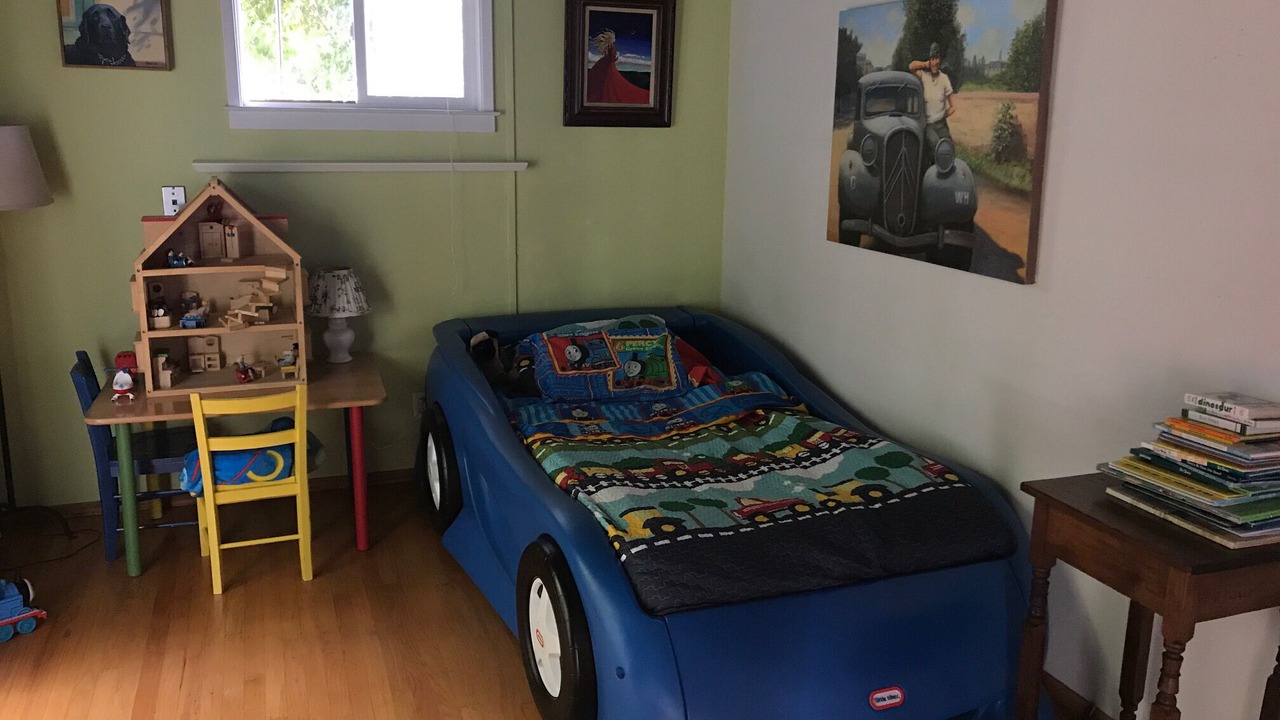 Photo of Bedroom in Shepherd Canyon