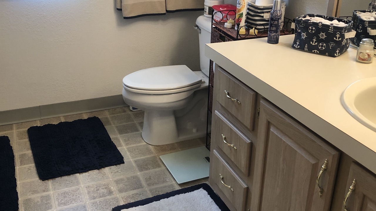 Photo of Bathroom in Parker Strip