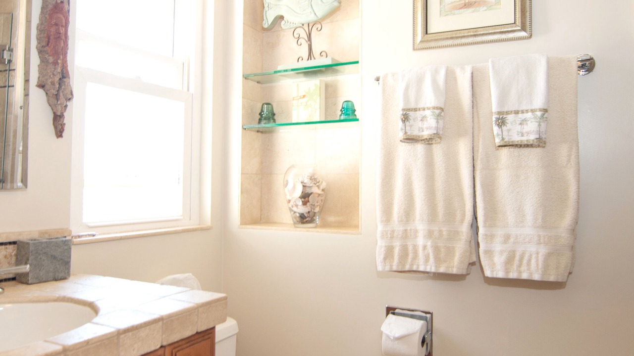 Photo of Bathroom in East Mesa