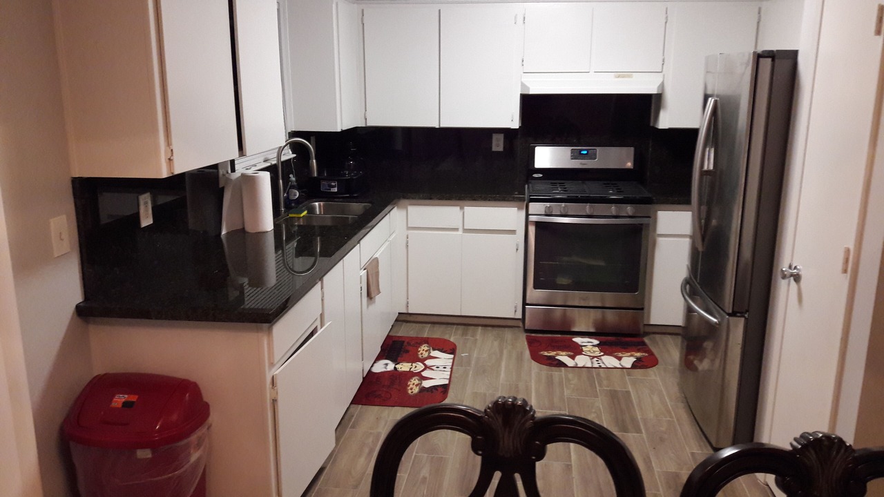 Photo of Kitchen in Coalinga