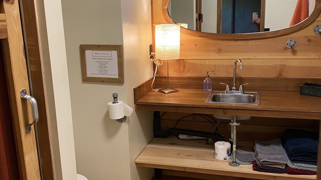Photo of Bathroom in Coulterville