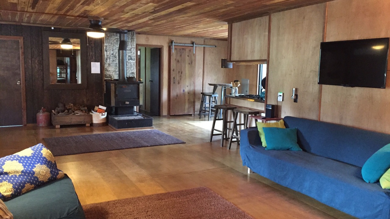 Photo of Livingroom in Coulterville