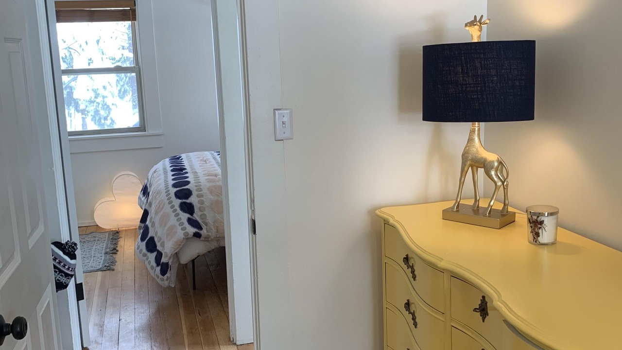 Photo of Bedroom in Lake Forest