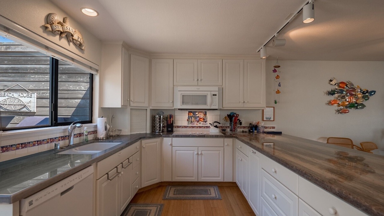 Photo of Kitchen in Pajaro Dunes
