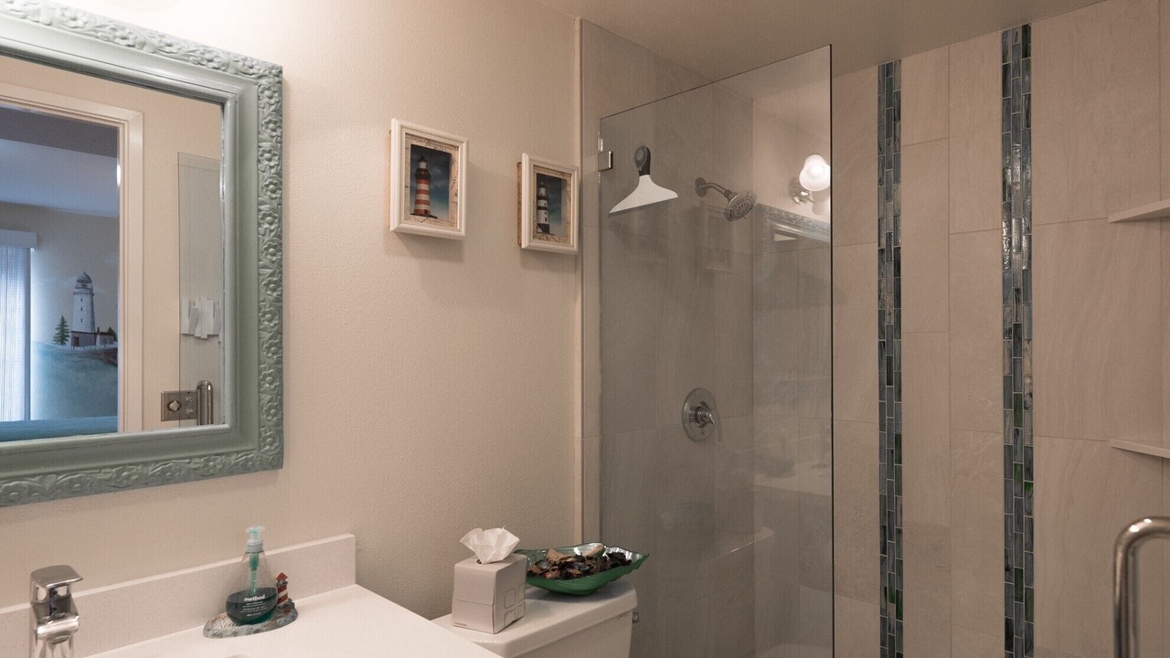 Photo of Bathroom in Pajaro Dunes