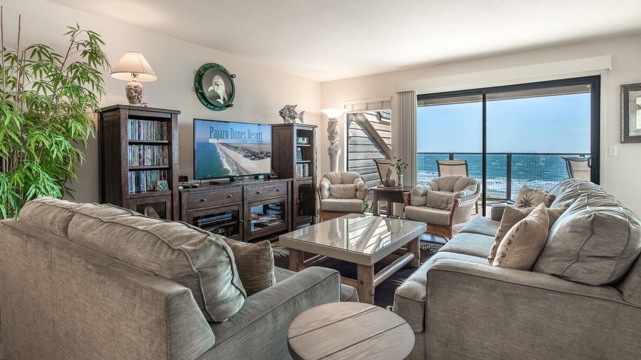 Photo of Livingroom in Pajaro Dunes