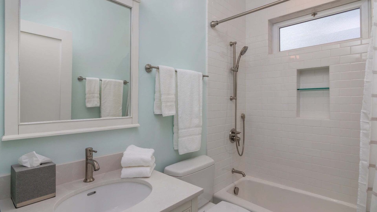 Photo of Bathroom in West Mesa