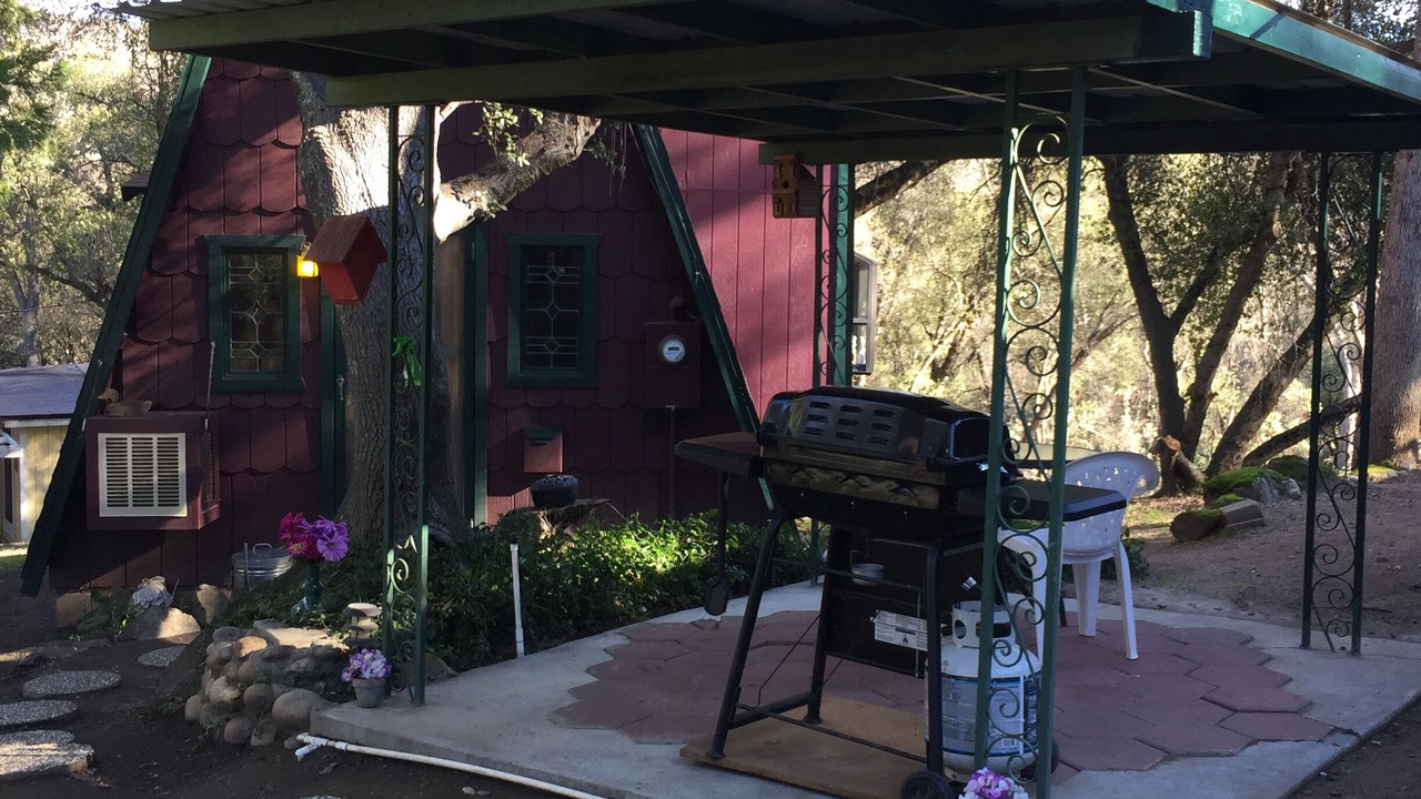 Photo of Patio Balcony in Oakhurst