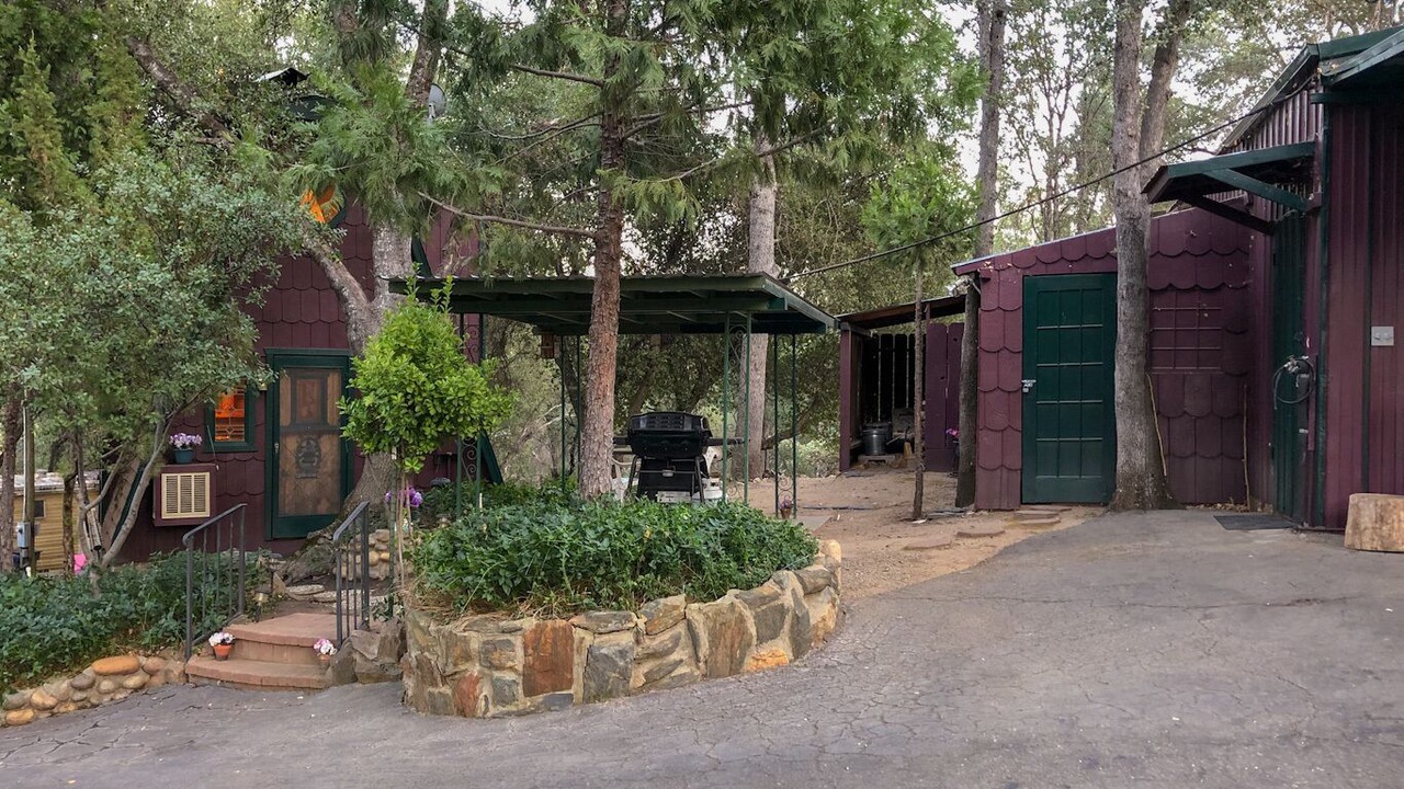 Photo of Outdoor in Oakhurst
