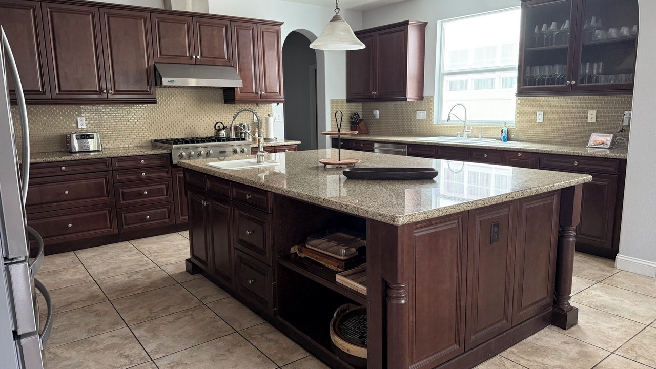 Photo of Kitchen in Oxnard Shores