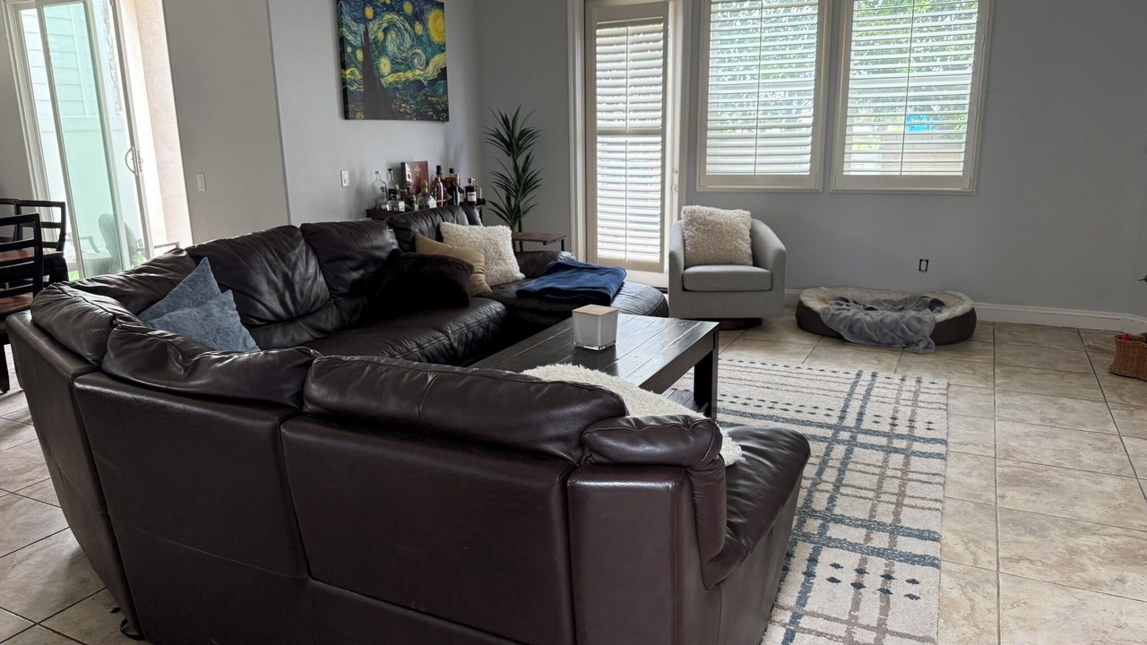 Photo of Livingroom in Oxnard Shores