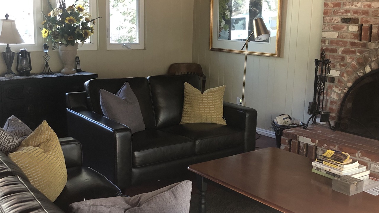 Photo of Livingroom in Three Rivers