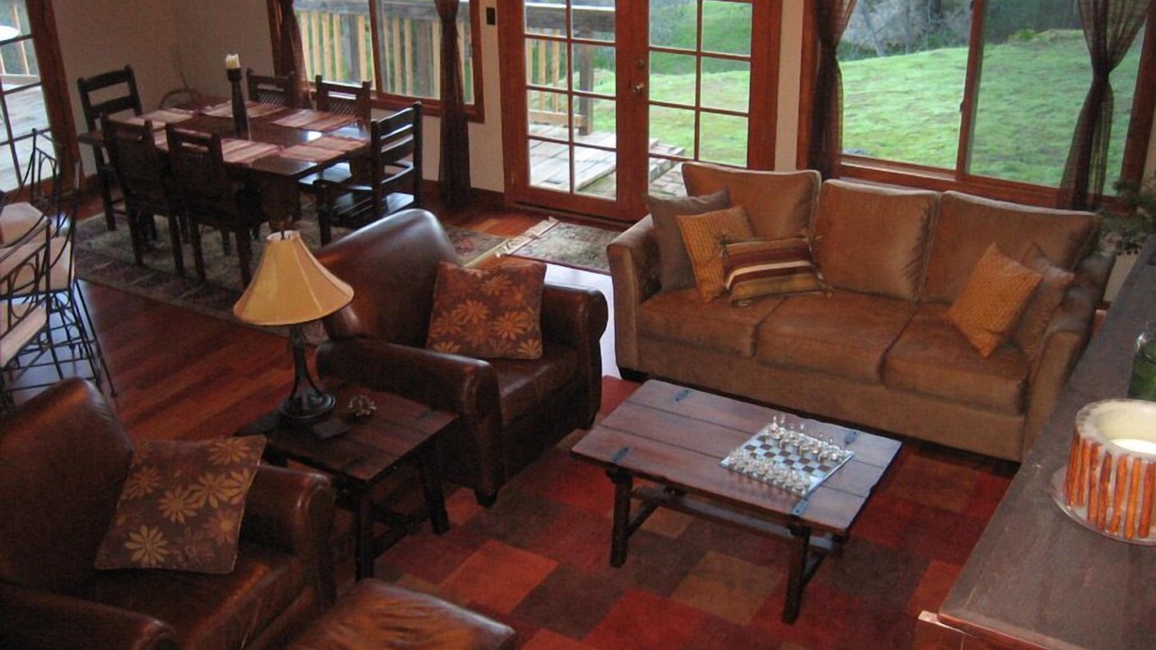 Photo of Livingroom in Three Rivers
