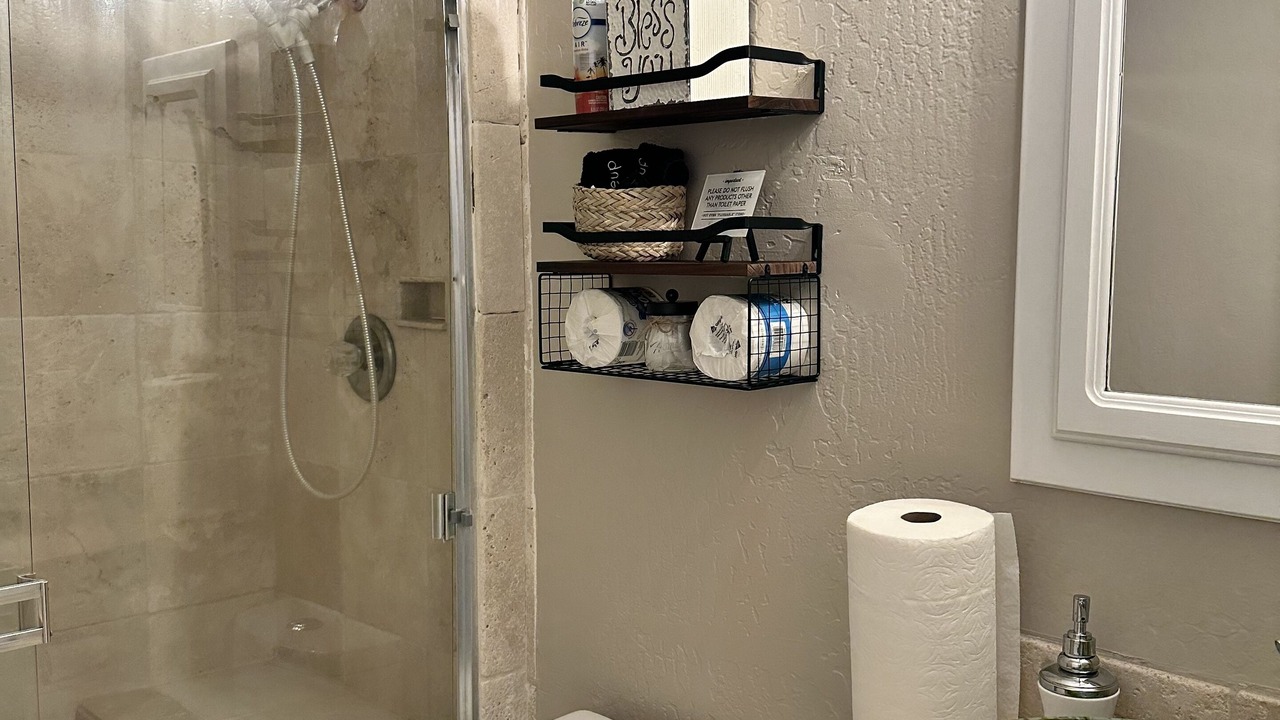 Photo of Bathroom in Los Olivos