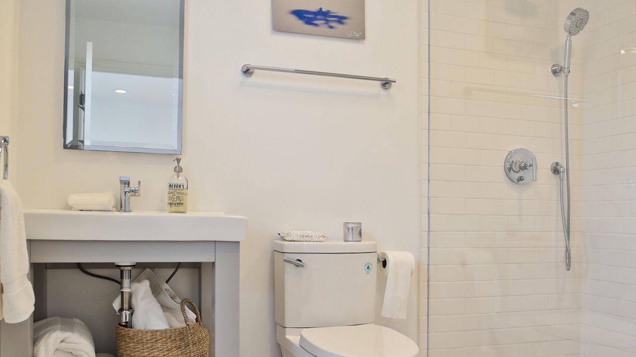 Photo of Bathroom in Western Malibu
