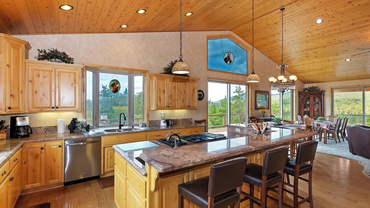 Photo of Others in Castle Glen Estates