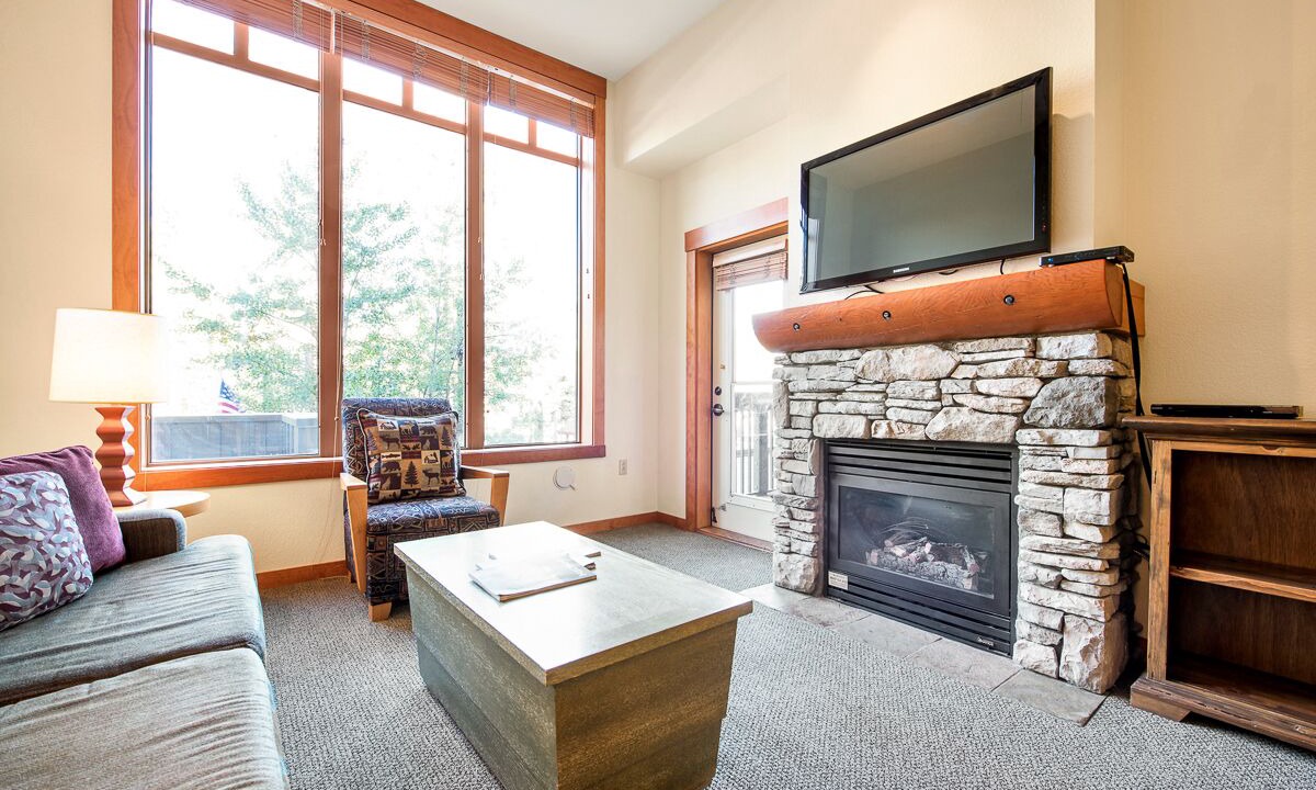 Photo of Livingroom in Mammoth Lakes