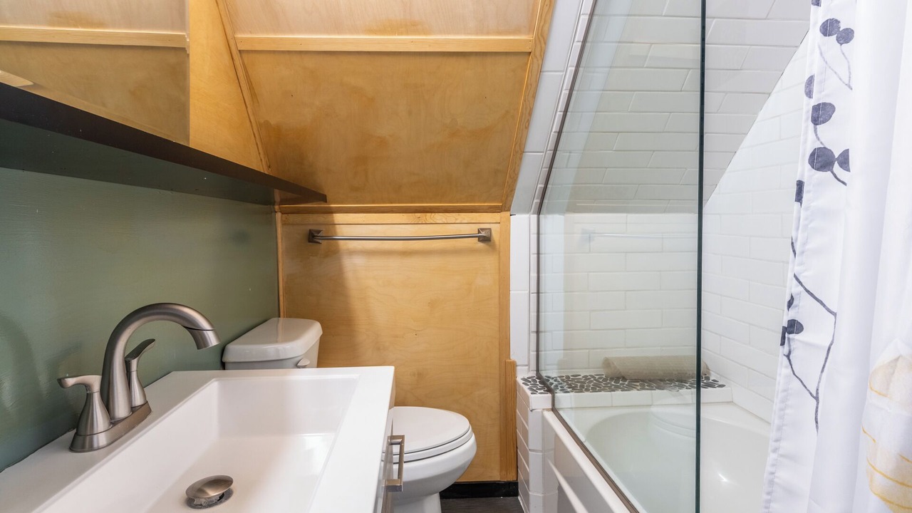 Photo of Bathroom in Mammoth Lakes