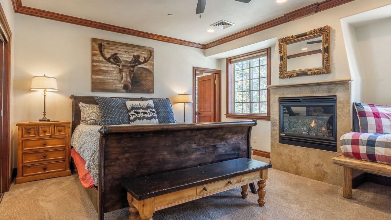Photo of Livingroom in Mammoth Lakes