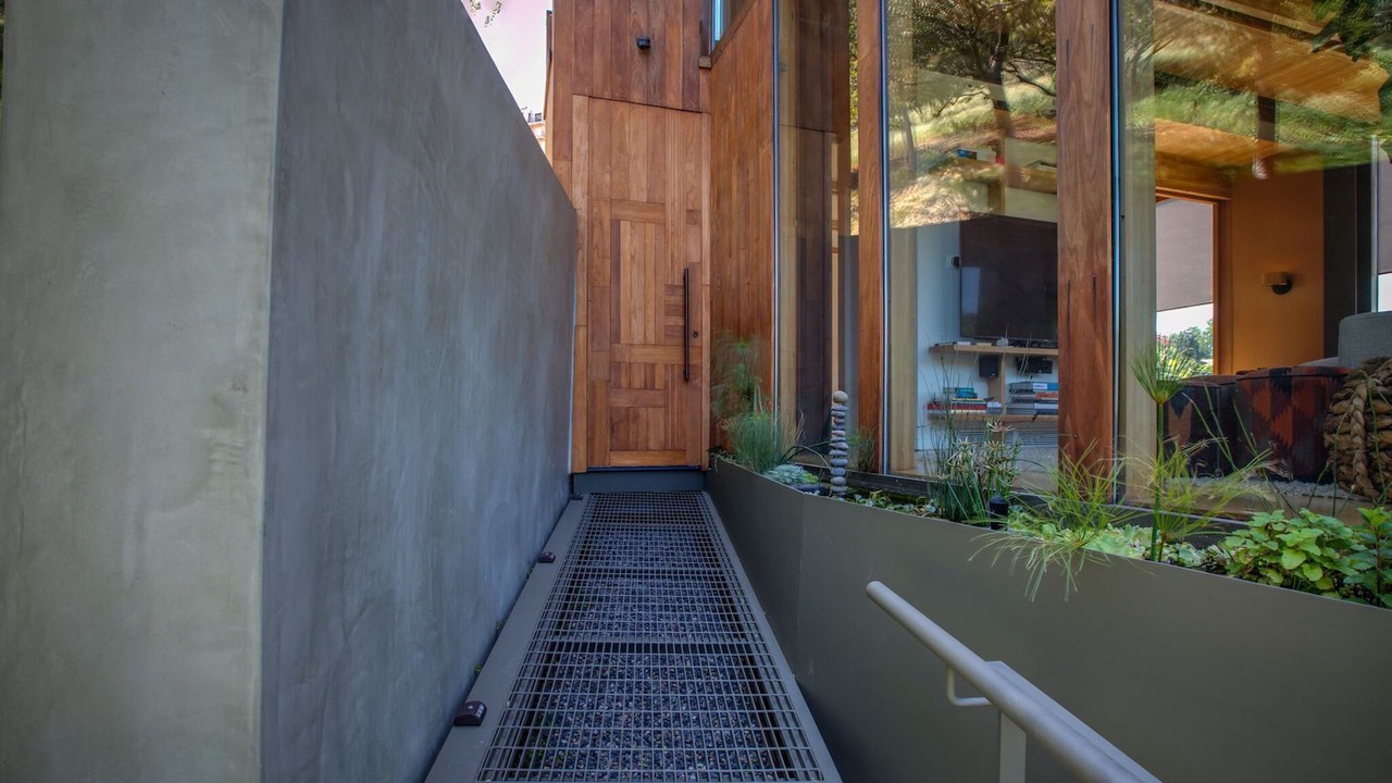 Photo of Outdoor in Laurel Canyon