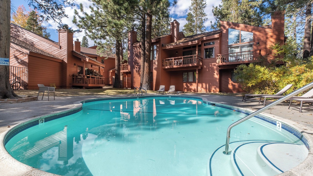 Photo of Outdoor in Mammoth Lakes