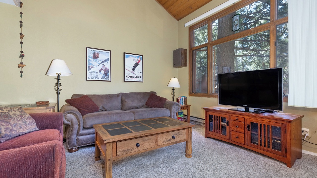 Photo of Bedroom in Mammoth Lakes