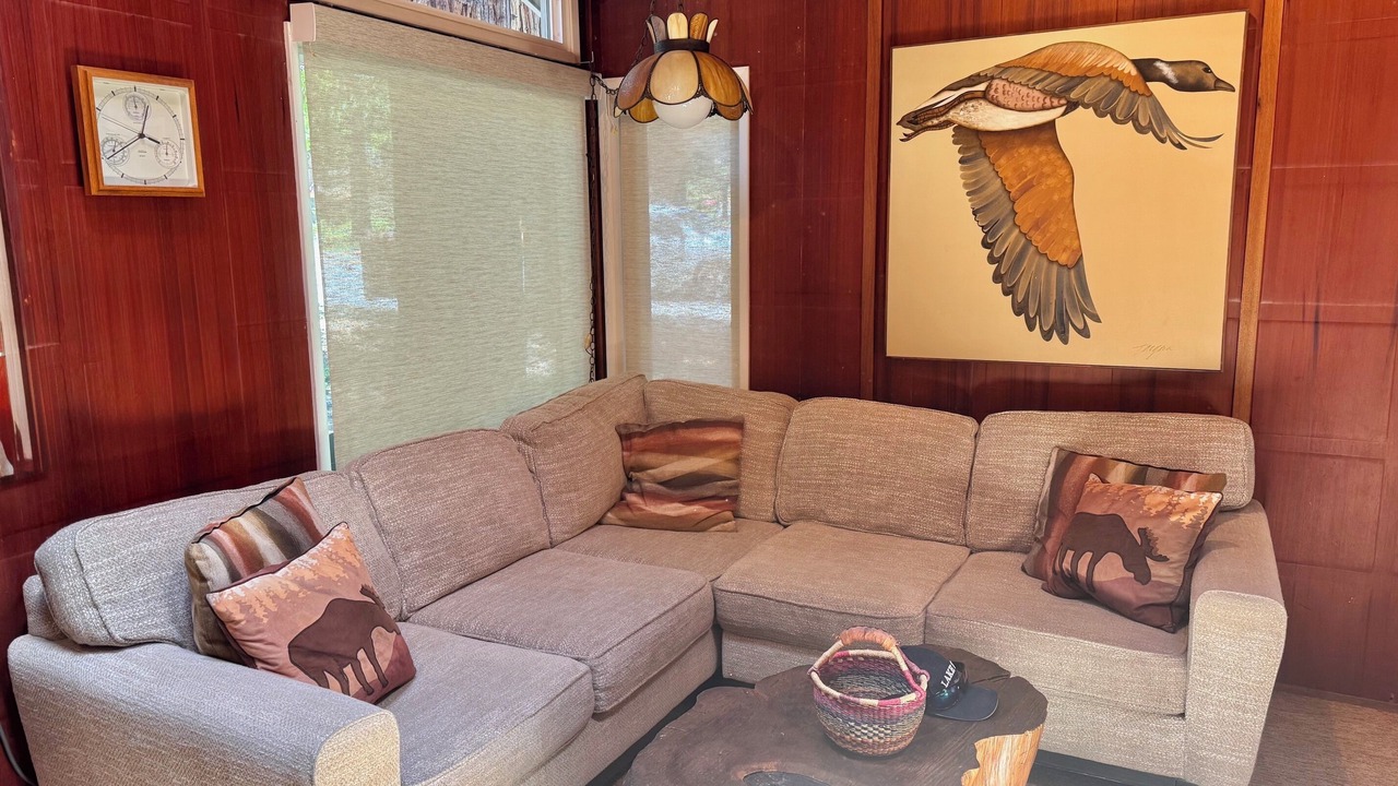 Photo of Livingroom in Tahoe Sierra Estates