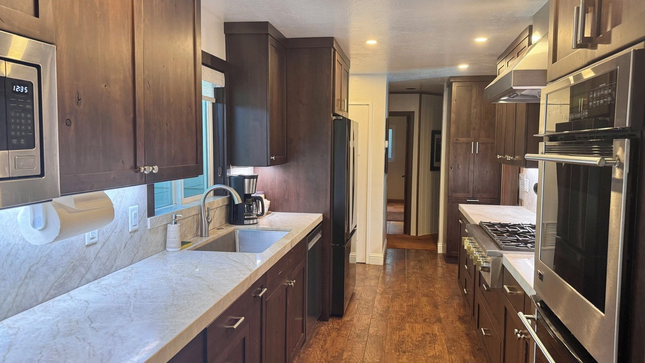 Photo of Kitchen in Tahoe Sierra Estates