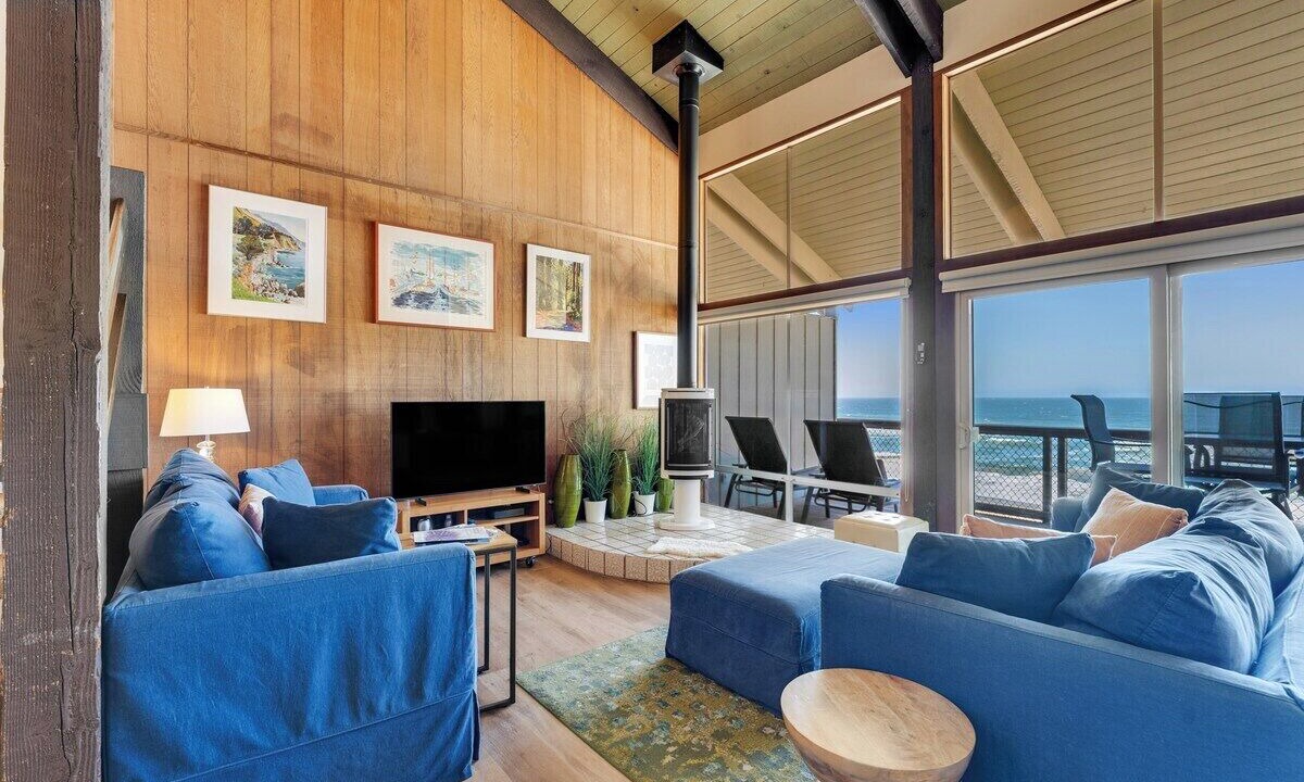 Photo of Livingroom in La Selva Beach