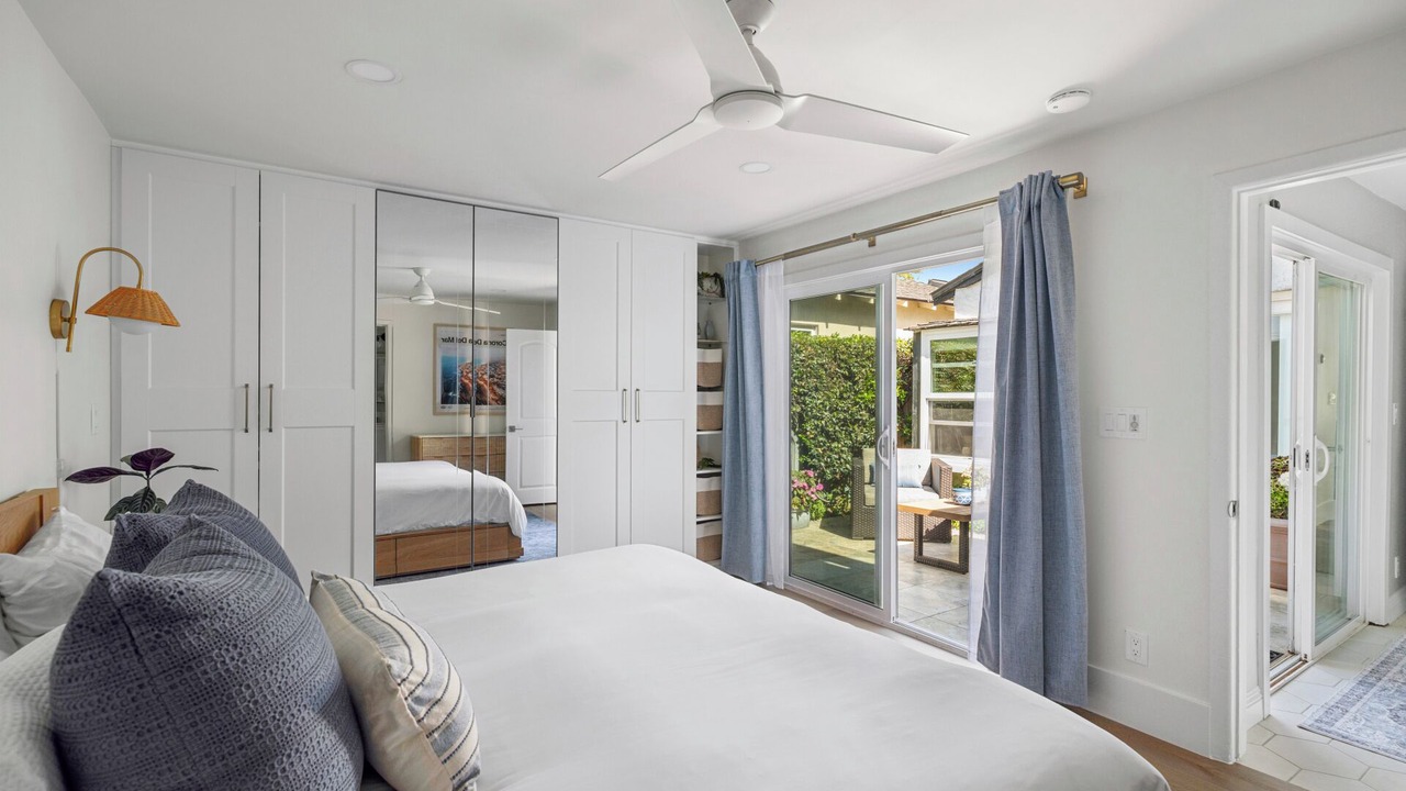 Photo of Bedroom in Corona del Mar