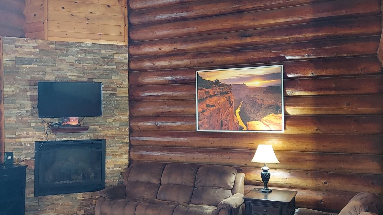 Photo of Livingroom in Catheys Valley