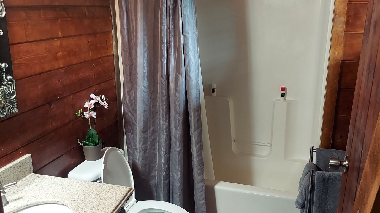 Photo of Bathroom in Catheys Valley