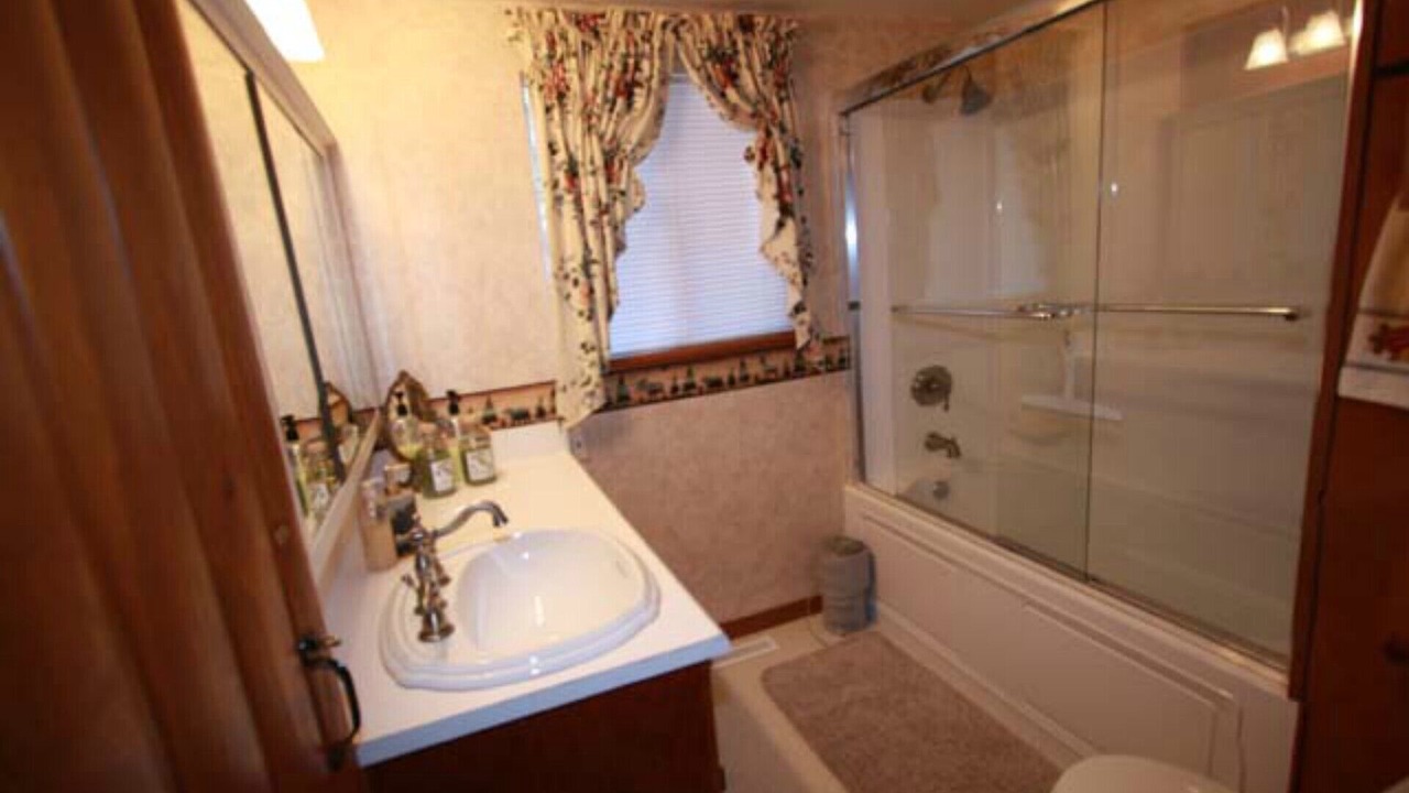 Photo of Bathroom in Twain Harte