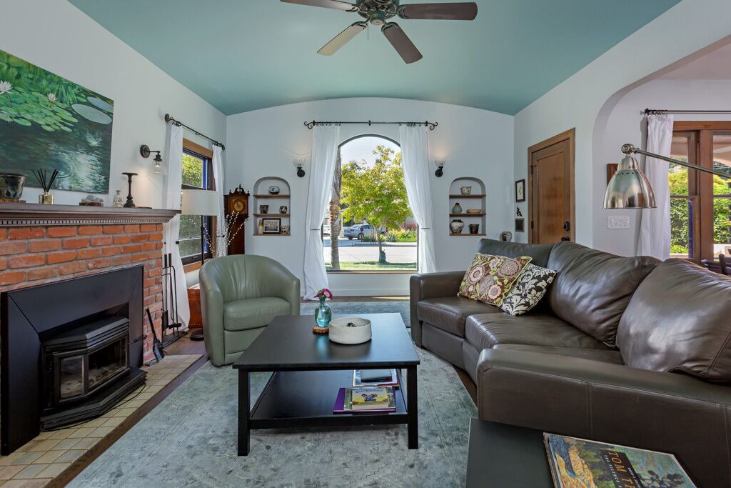 Photo of Livingroom in San Luis Obispo