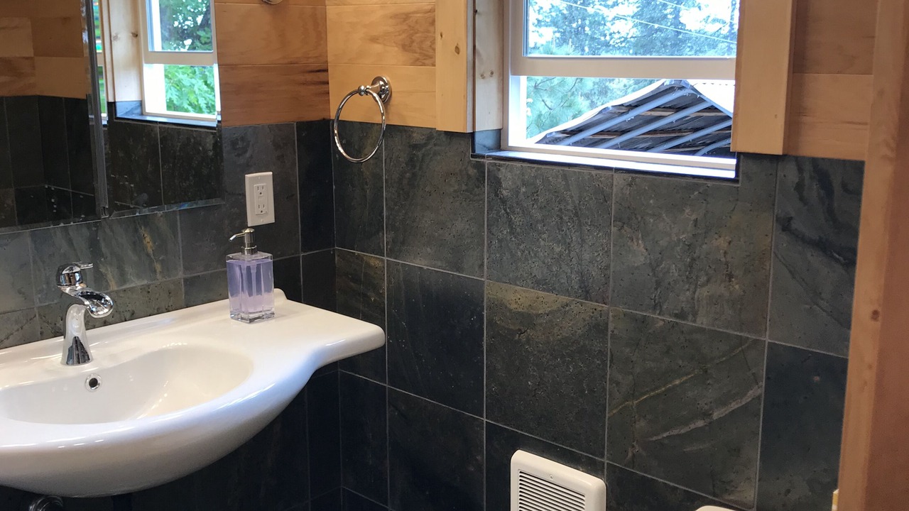 Photo of Bathroom in Murphys