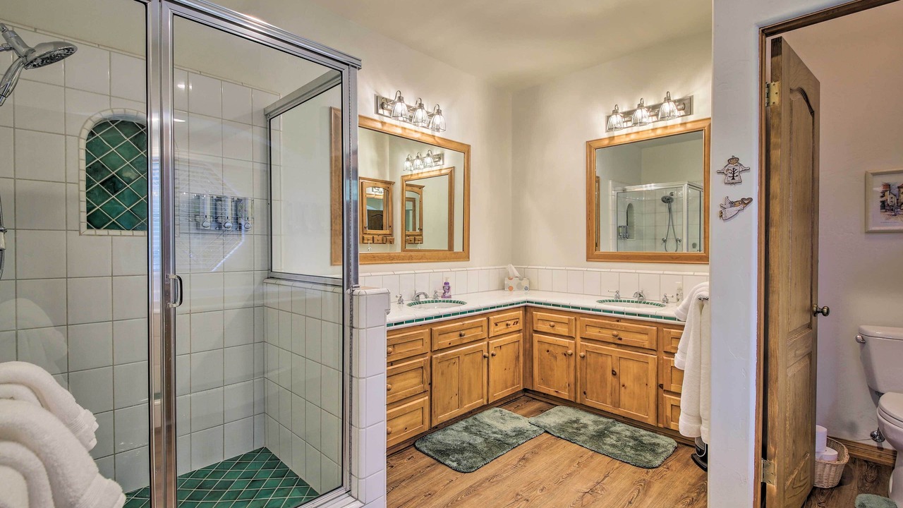 Photo of Bathroom in Lake Arrowhead