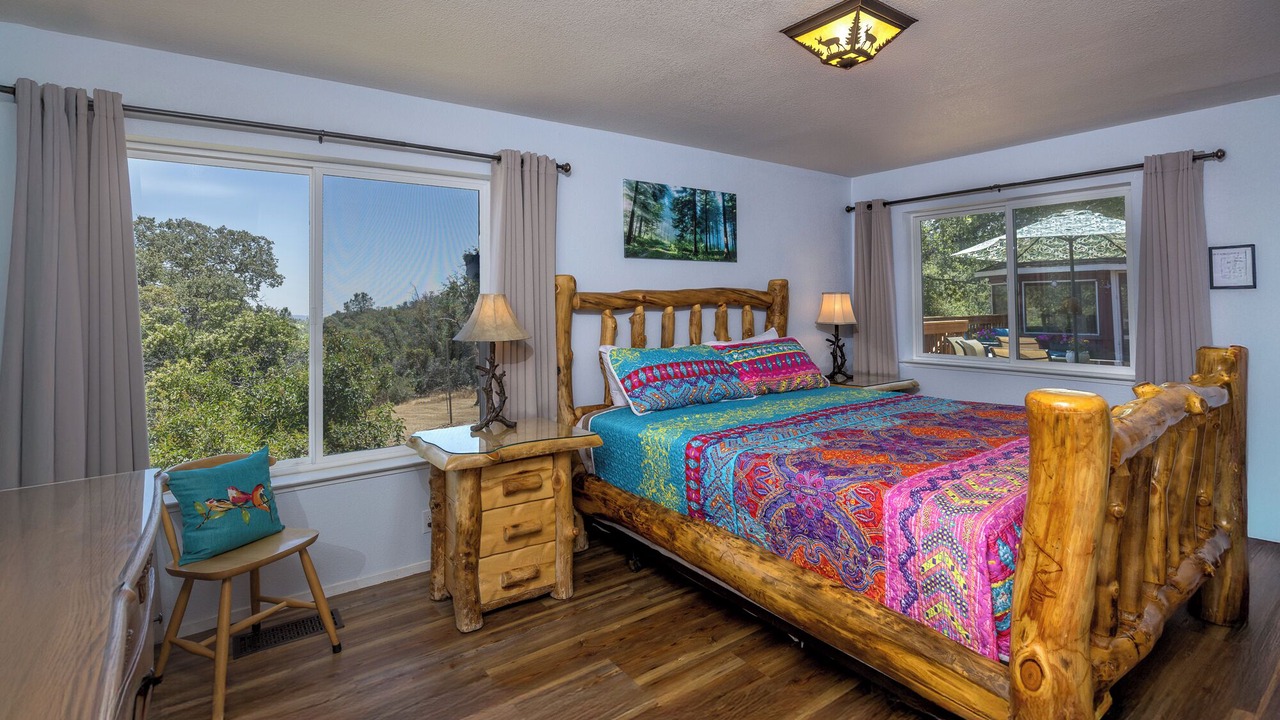 Photo of Bedroom in Mariposa
