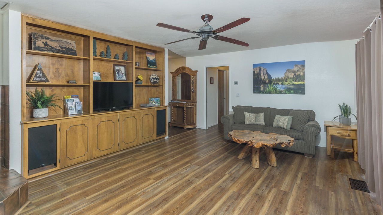 Photo of Livingroom in Mariposa