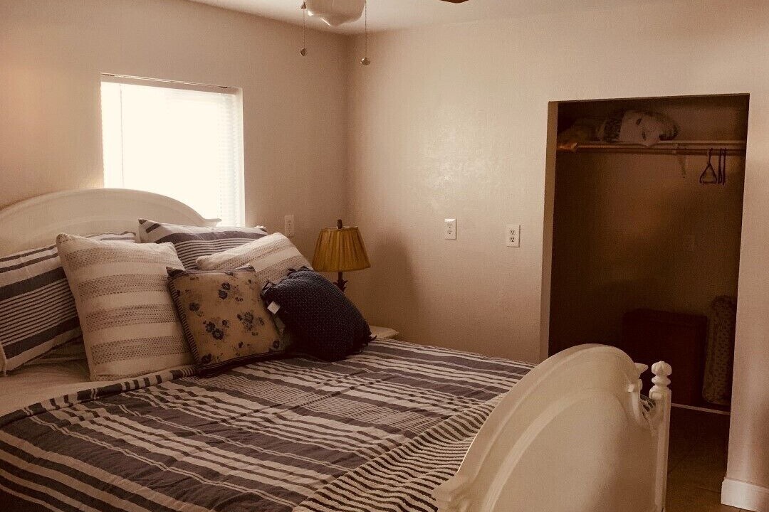 Photo of Bedroom in Lemon Cove