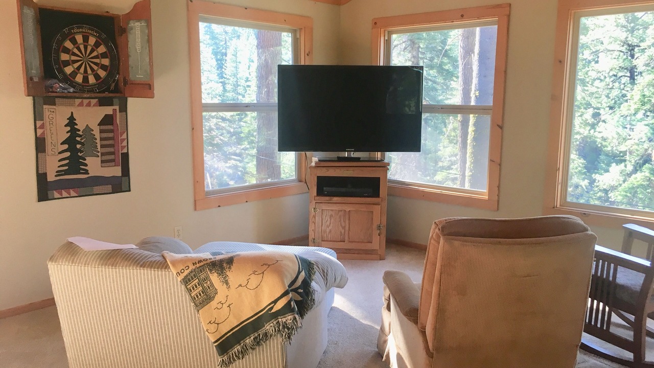 Photo of Livingroom in Strawberry