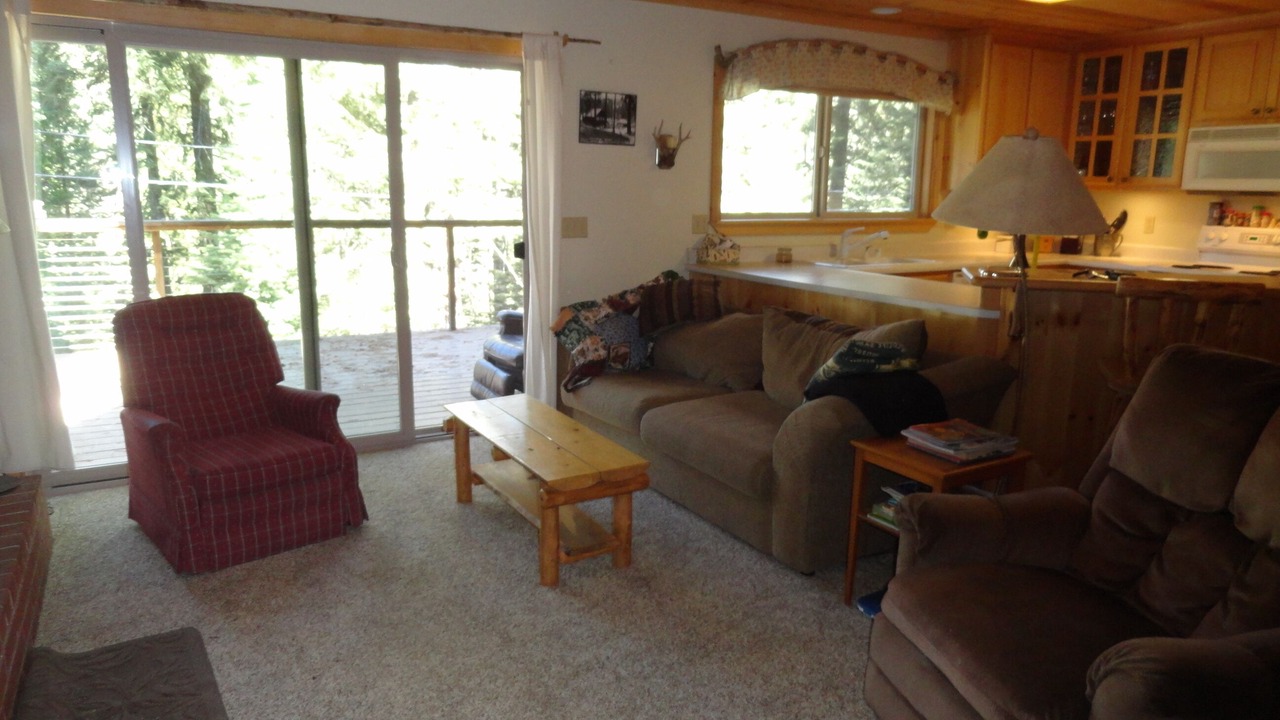 Photo of Livingroom in Strawberry