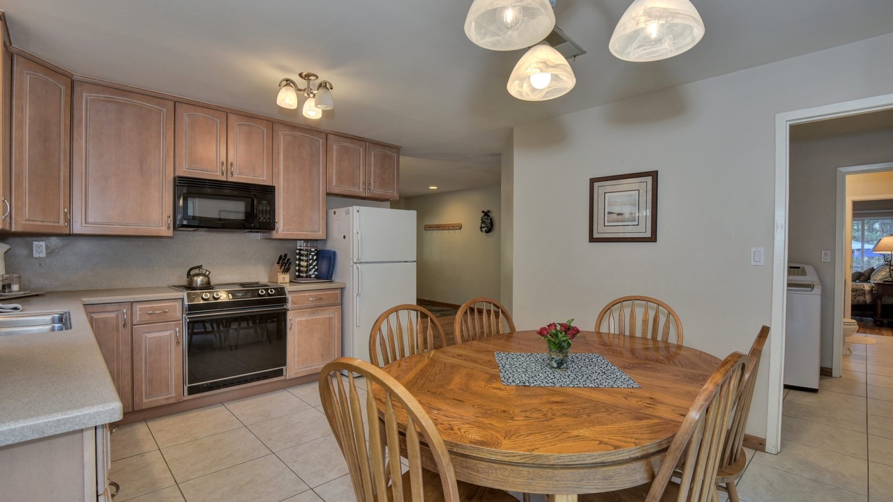 Photo of Kitchen in Truckee