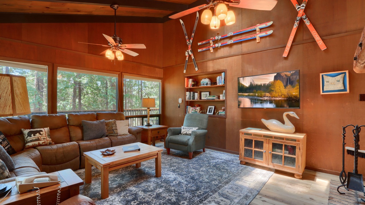Photo of Bedroom in North Wawona
