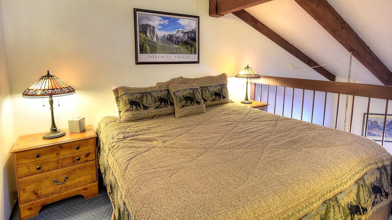 Photo of Bedroom in Yosemite West