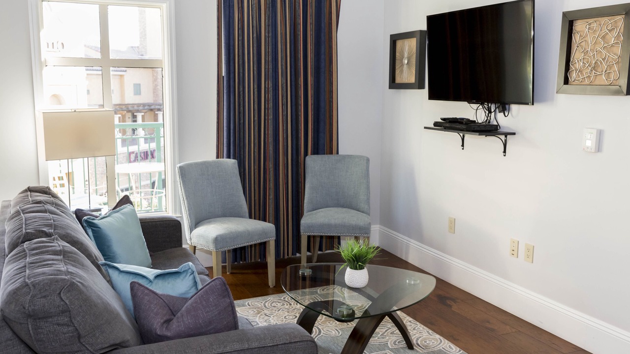 Photo of Livingroom in Lake Las Vegas