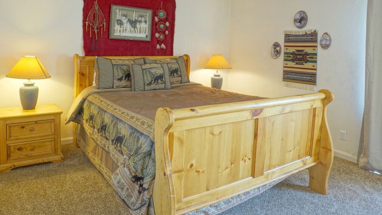 Photo of Bedroom in June Lake