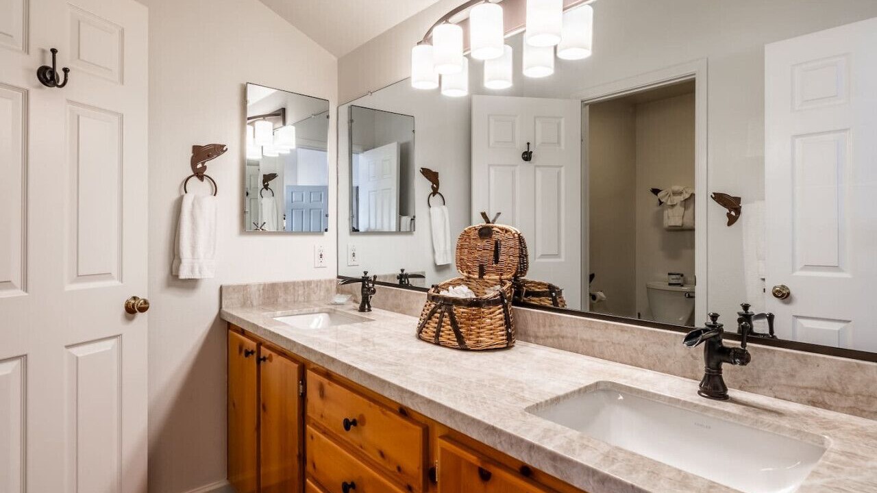 Photo of Bathroom in June Lake