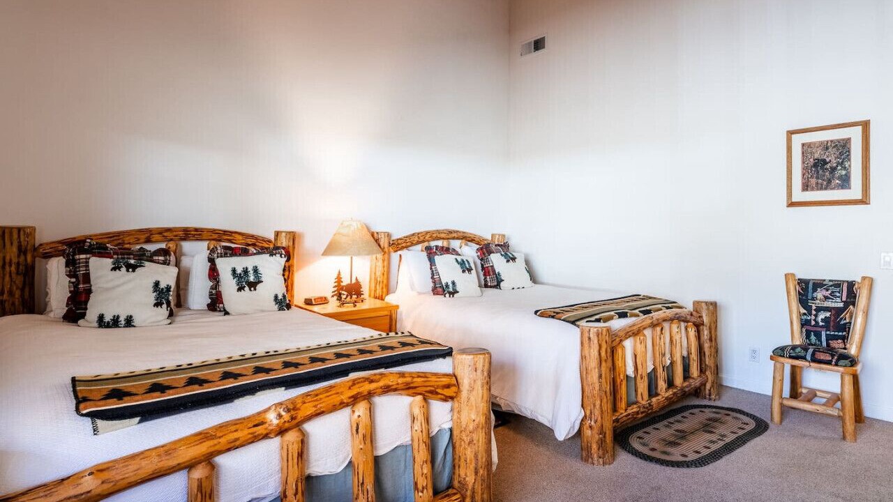 Photo of Bedroom in June Lake